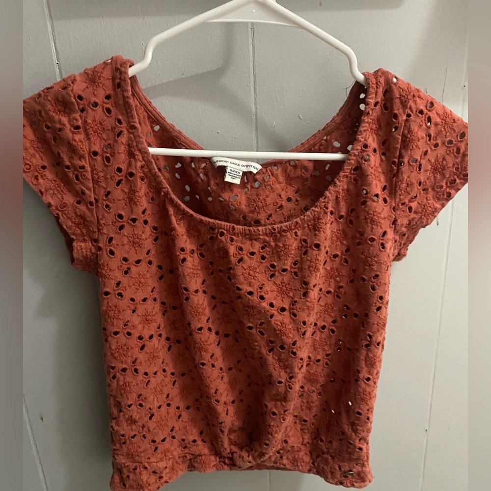 AMERICAN EAGLE OUTFITTERS- Women’s shirt